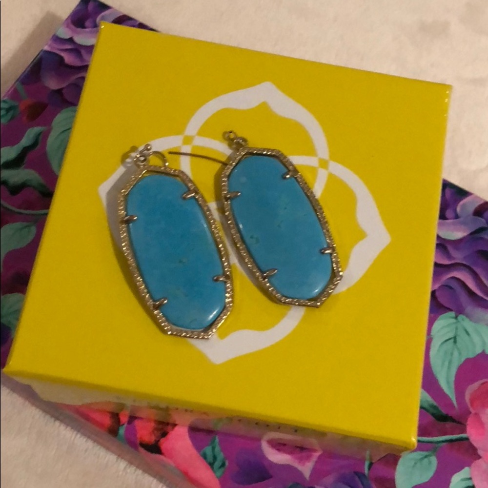 Kendra Scott Danielle earrings in turquoise